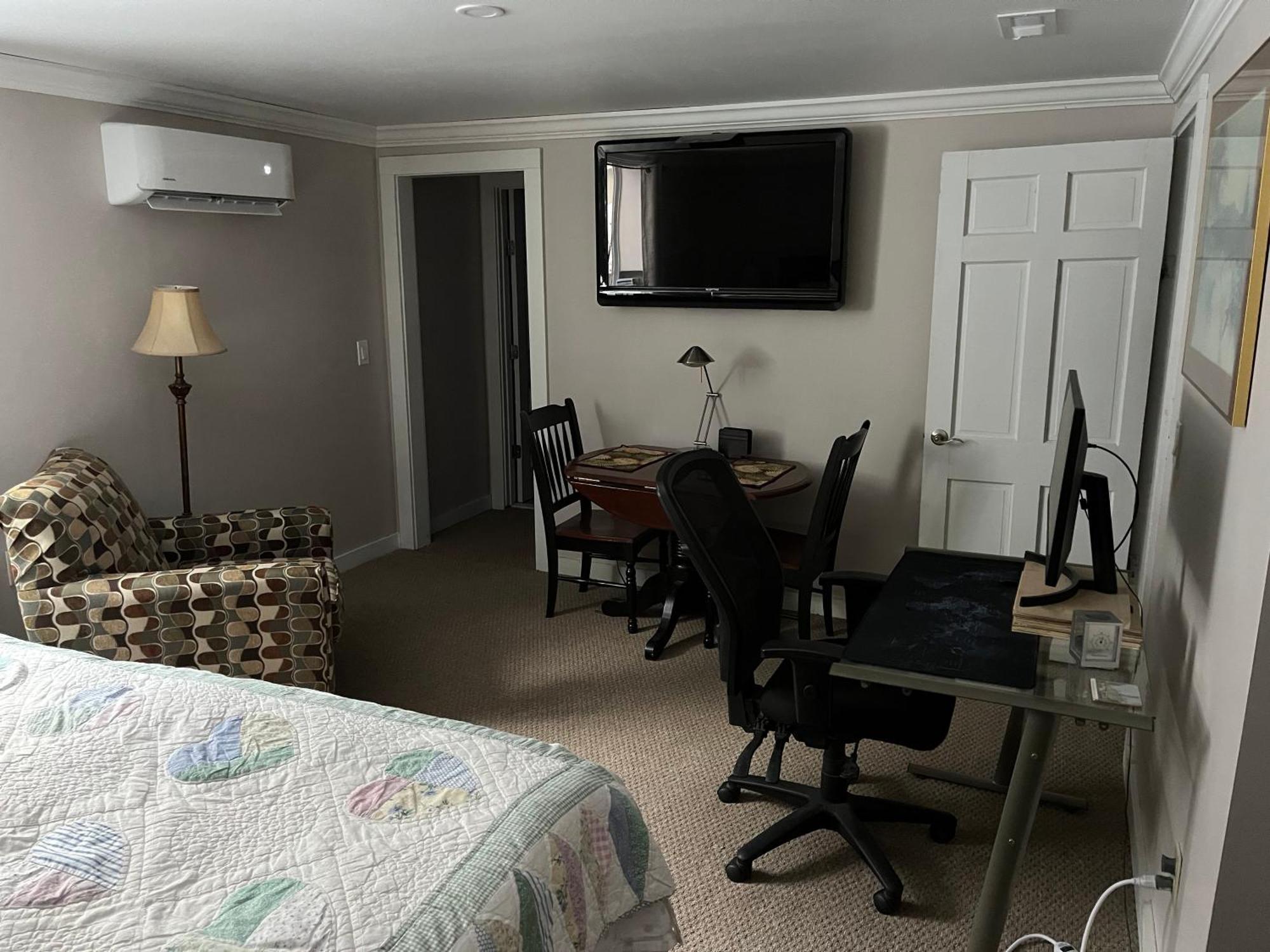 Plush Garden Level Apartment Near Stowe Morristown Exterior foto